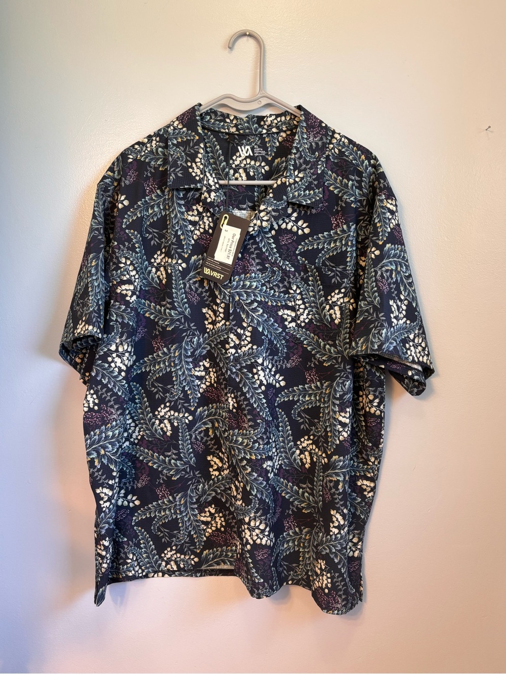 VRST Navy Floral Short-Sleeve Button-Down Resort Shirt. Sz XL. NWT